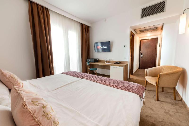 Stil Hotel Bucureşti Cameră foto